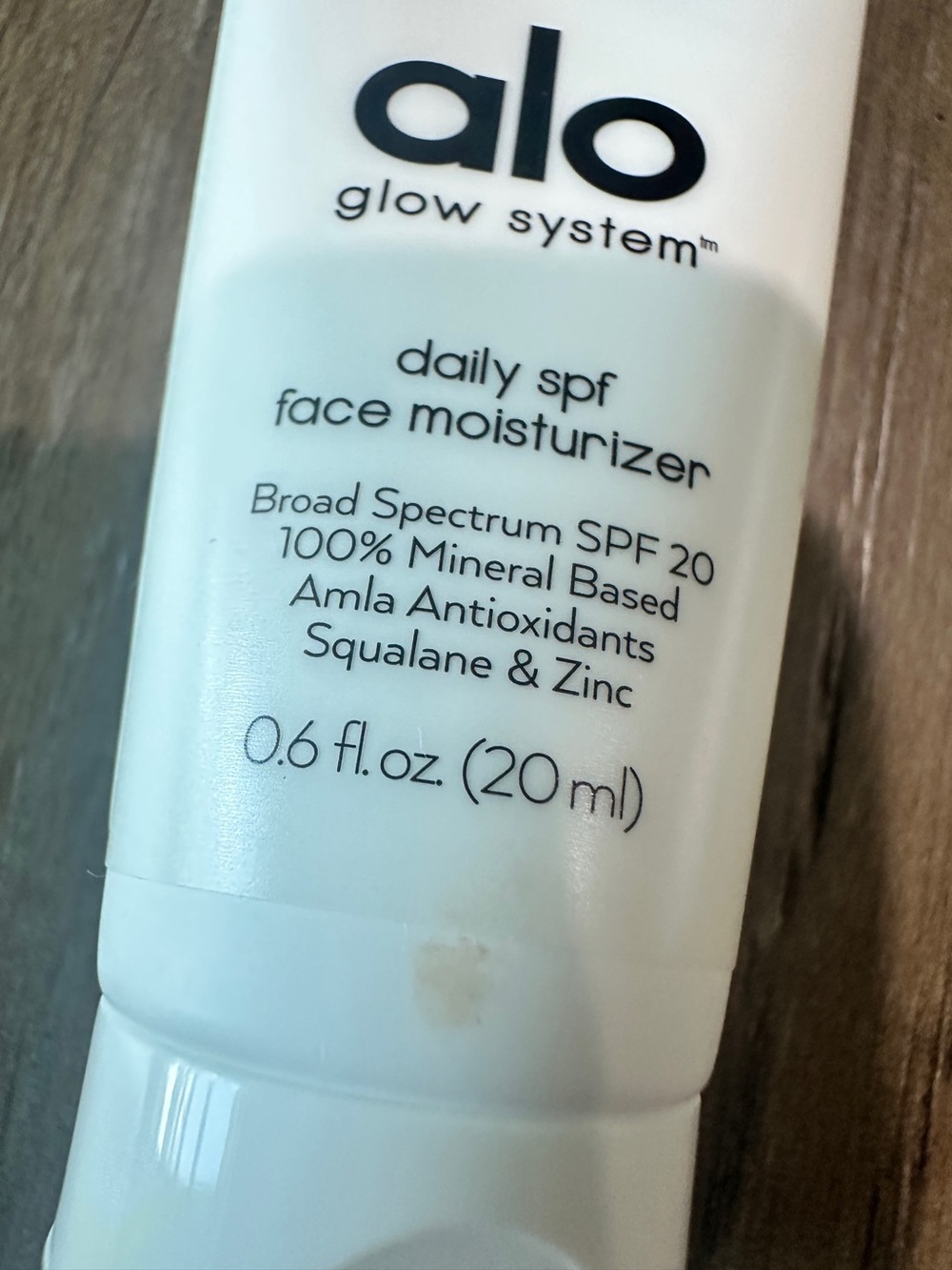 NEW Alo Daily SPF Moisturizer 20ml & Invisible Mineral Sunscreen 50ml - Picture 3 of 7